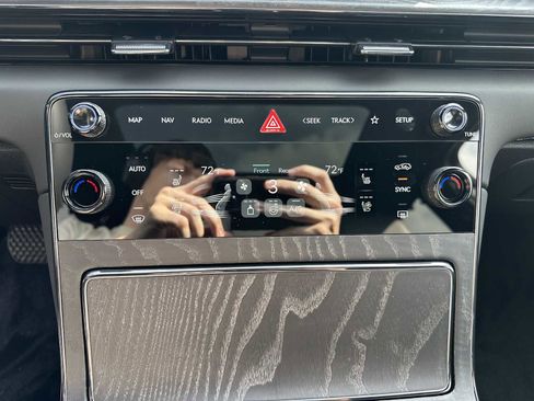 New 2026 Genesis GV80 3.5T Prestige image 16