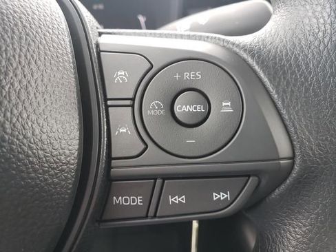 Used 2026 Toyota Corolla LE FWD image 19