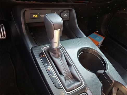 Used 2024 Honda Civic Sport image 16