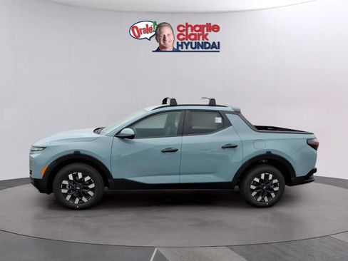 New 2026 Hyundai Santa Cruz SEL FWD image 2