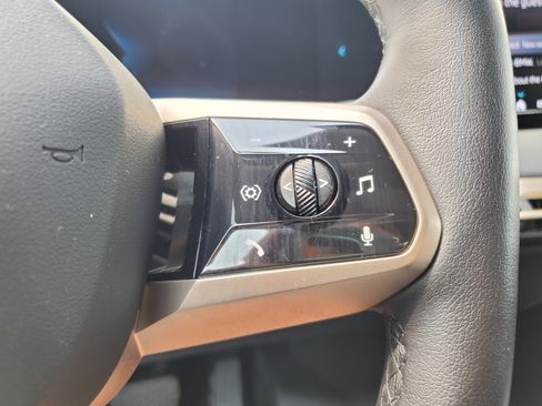 Used 2024 BMW iX xDrive50 w/ Premium Package AWD/4WD image 13