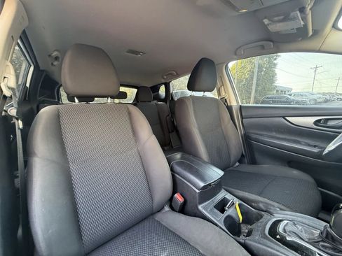 Used 2022 Nissan Rogue Sport S AWD/4WD image 12