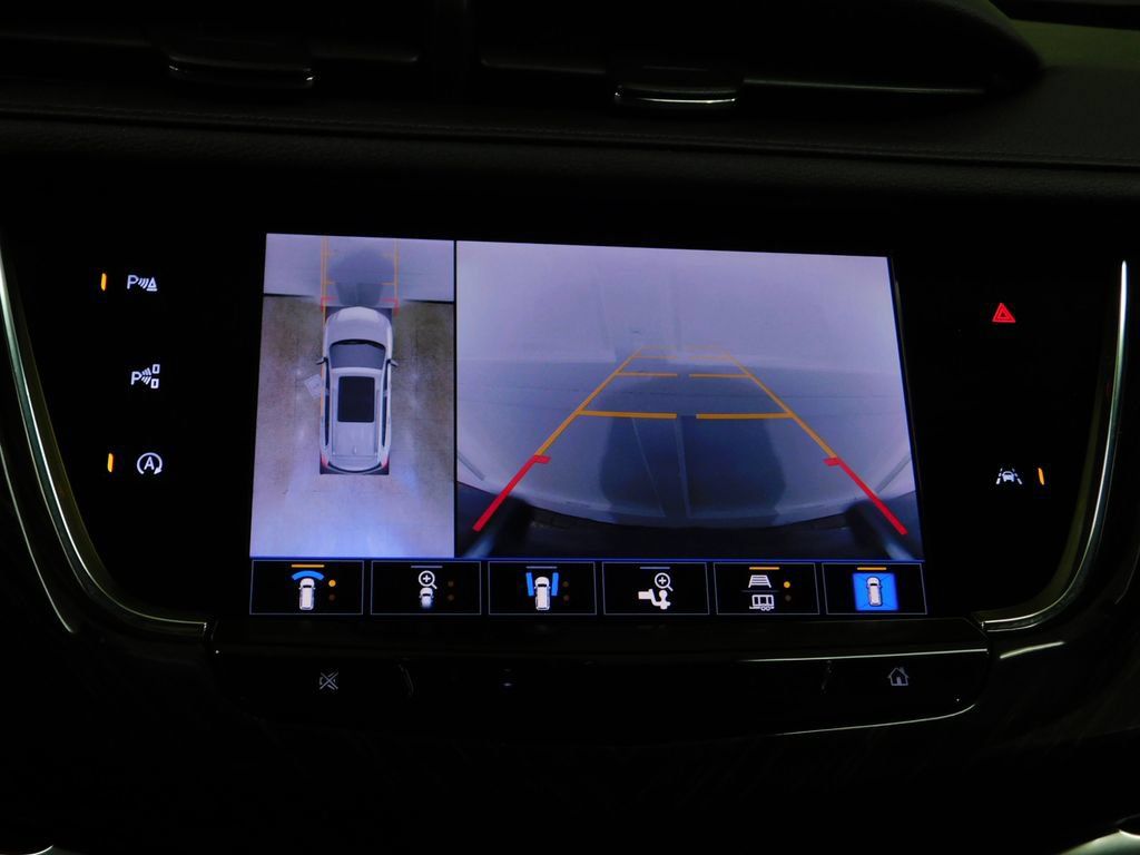 Used 2022 Cadillac XT6 Premium Luxury w/ Technology Package AWD/4WD image 47