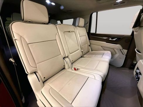 Used 2021 GMC Yukon XL Denali w/ Denali Premium Package AWD/4WD image 26