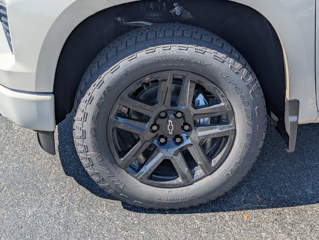 New 2026 Chevrolet Silverado 1500 RST w/ Convenience Package II RWD image 11