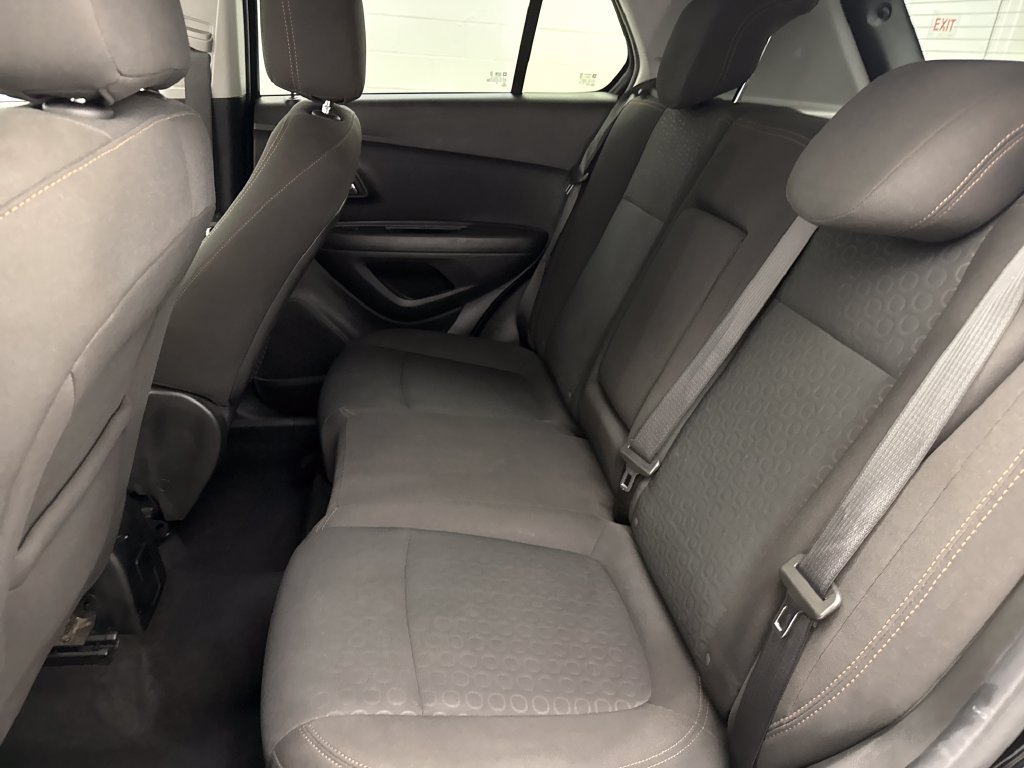 Used 2020 Chevrolet Trax LS w/ Tint and Cruise Package FWD image 20