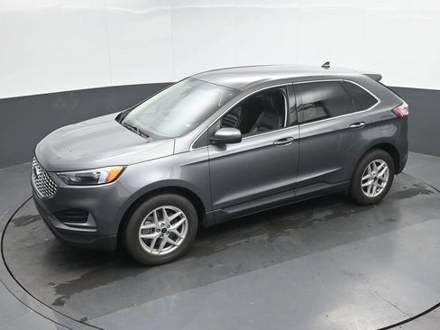 Used 2024 Ford Edge SEL AWD/4WD image 35
