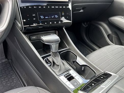 Used 2023 Hyundai Santa Cruz SEL Premium image 22