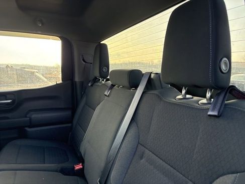 Used 2022 Chevrolet Silverado 1500 LT image 10