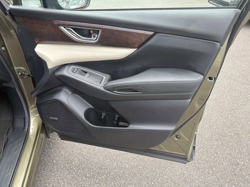 Certified 2022 Subaru Ascent Touring AWD/4WD image 14