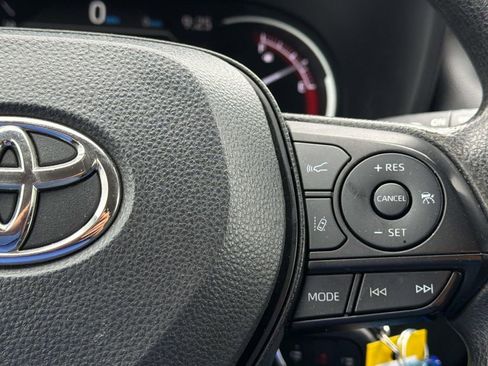 Used 2023 Toyota RAV4 LE image 12