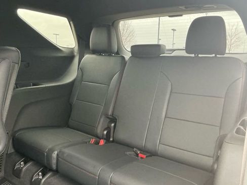 New 2026 Chevrolet Traverse RS w/ LPO, Floor Liner Package AWD/4WD image 33