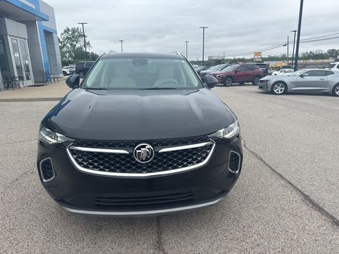Used 2022 Buick Envision Avenir w/ Technology Package II FWD image 2
