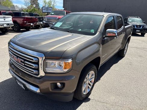 Used 2015 GMC Canyon SLT image 3