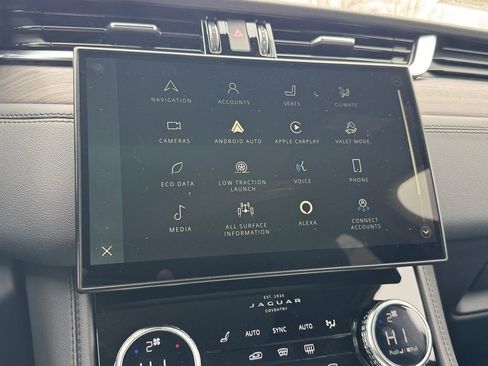 Used 2022 Jaguar F-PACE S image 19