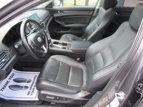 Used 2018 Honda Accord EX-L image 16