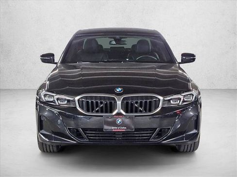 Certified 2023 BMW 330i Sedan w/ Driving Assistance Package RWD image 2