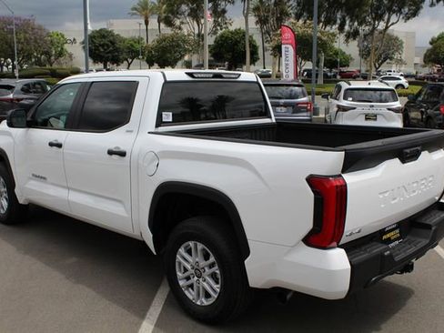 Certified 2025 Toyota Tundra SR5 AWD/4WD image 16