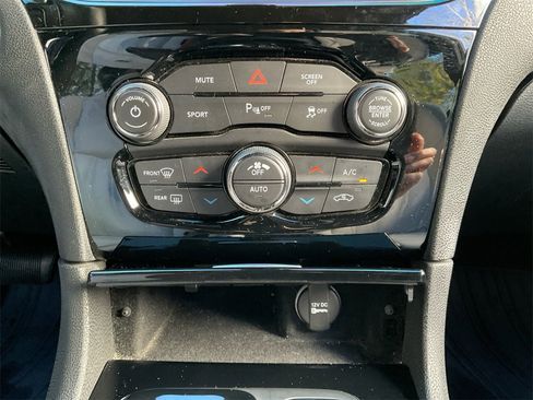 Used 2021 Chrysler 300 S w/ Popular Equipment Group image 26