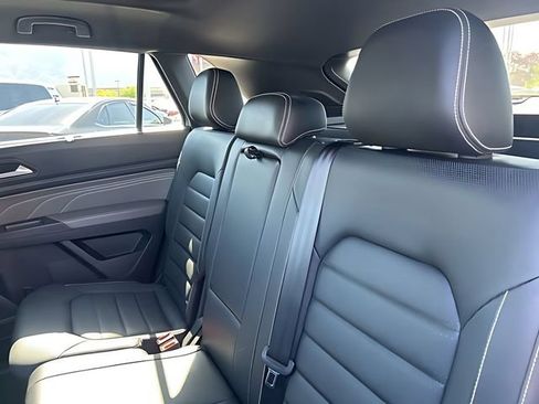 Used 2023 Volkswagen Atlas Cross Sport SEL Premium R-Line AWD/4WD image 20