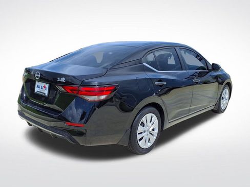 Used 2024 Nissan Sentra S FWD image 9
