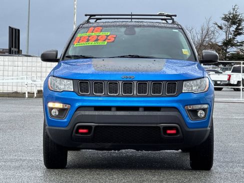 Used 2018 Jeep Compass Trailhawk w/ Leather Interior Group AWD/4WD image 9