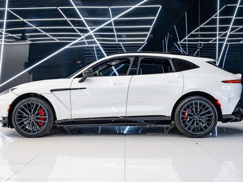 Used 2023 Aston Martin DBX 707 AWD/4WD image 6