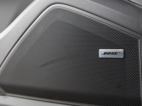 Certified 2025 Porsche Cayenne Coupe image 21