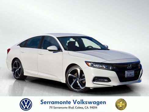 Used 2018 Honda Accord Sport image 1