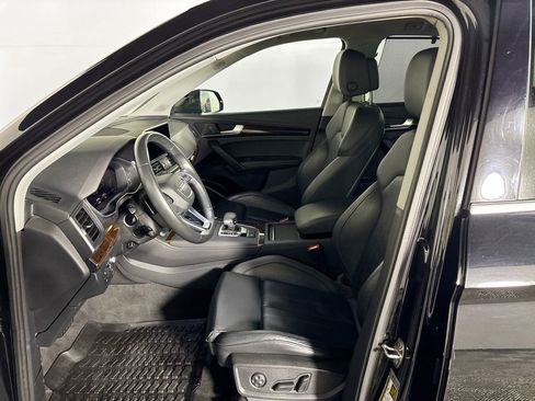 Used 2020 Audi Q5 e Prestige w/ Prestige Package image 11