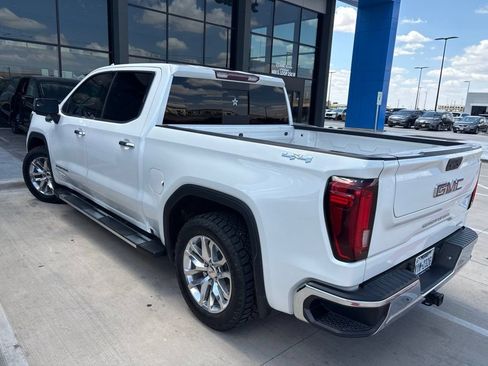 Used 2021 GMC Sierra 1500 SLT AWD/4WD image 3