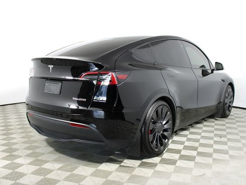 Used 2023 Tesla Model Y Performance image 35