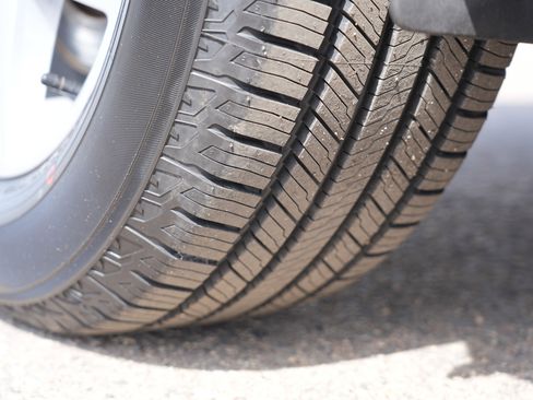 Used 2024 Ford Edge SEL w/ Convenience Package image 31