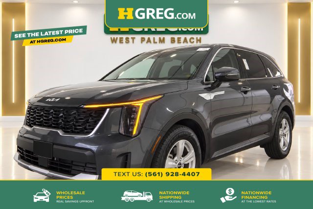 Used 2024 Kia Sorento LX FWD image 1