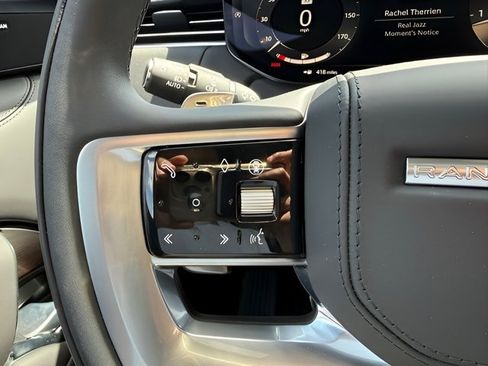 New 2026 Land Rover Range Rover SE AWD/4WD image 18