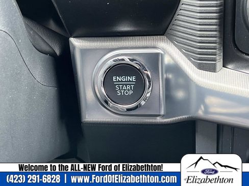 New 2025 Ford F150 Lariat w/ Equipment Group 502A High image 29