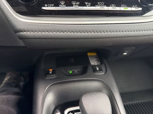 Certified 2025 Toyota Corolla XSE image 12