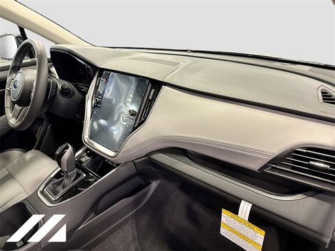 Certified 2025 Subaru Outback Premium image 31