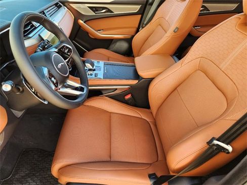 Used 2026 Jaguar F-PACE R-Dynamic S image 10