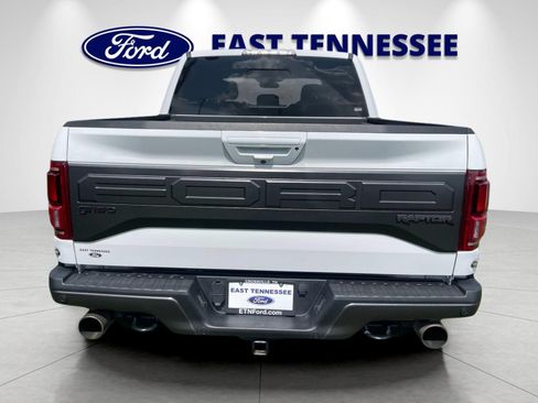 Used 2018 Ford F150 Raptor w/ Equipment Group 802A Luxury AWD/4WD image 4