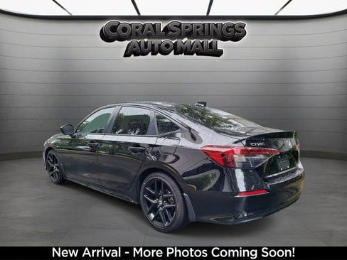 Used 2025 Honda Civic Sport image 3