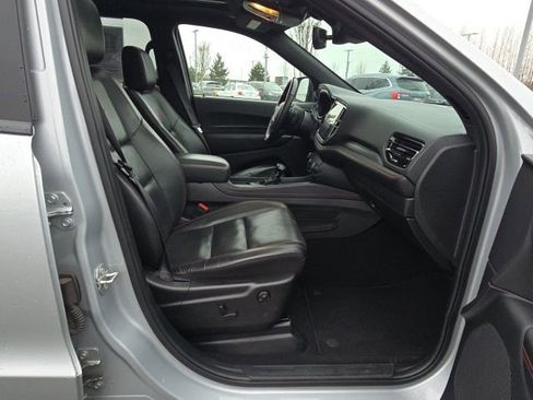 Used 2024 Dodge Durango GT image 11