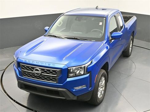 Used 2024 Nissan Frontier SV w/ SV Convenience Package image 28