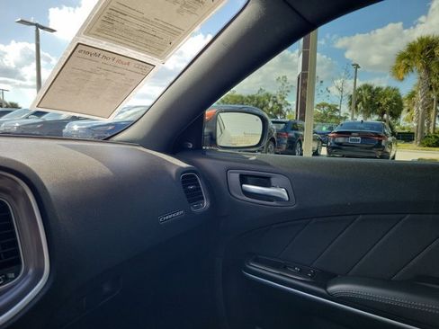 Used 2022 Dodge Charger R/T image 30