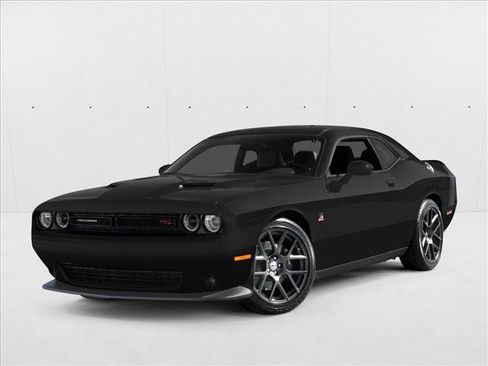 Used 2016 Dodge Challenger R/T Scat Pack w/ Leather Interior Group RWD image 1