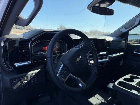 New 2025 Chevrolet Silverado 1500 LT image 12