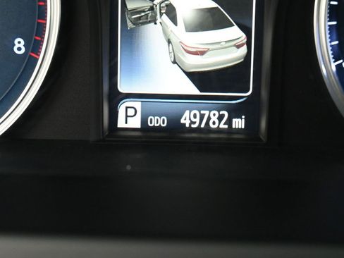 Used 2016 Toyota Camry XLE image 19