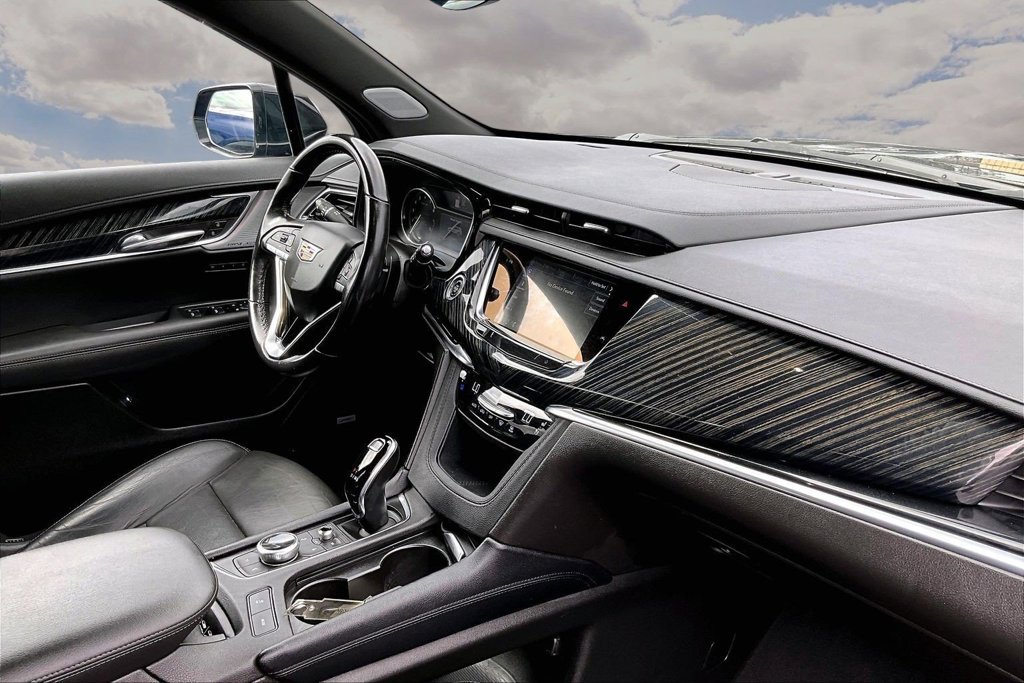 Used 2024 Cadillac XT6 Premium Luxury FWD image 27