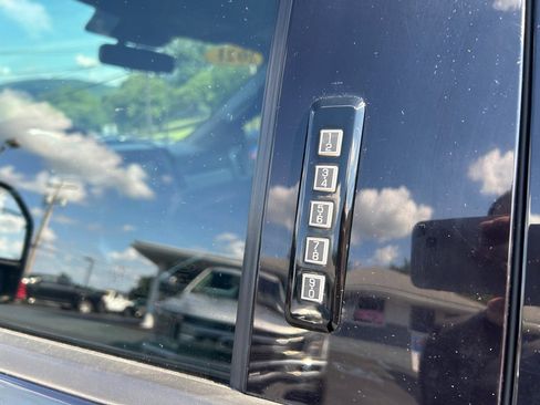 Used 2021 Ford F350 Lariat AWD/4WD image 12