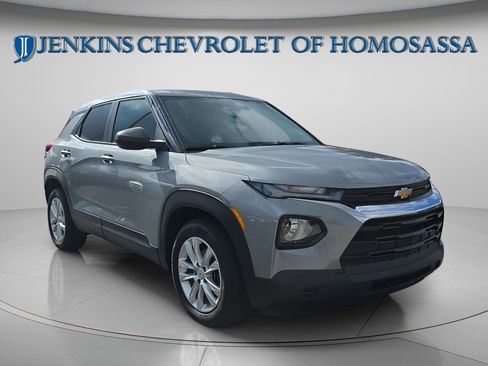 Used 2023 Chevrolet TrailBlazer LS image 11